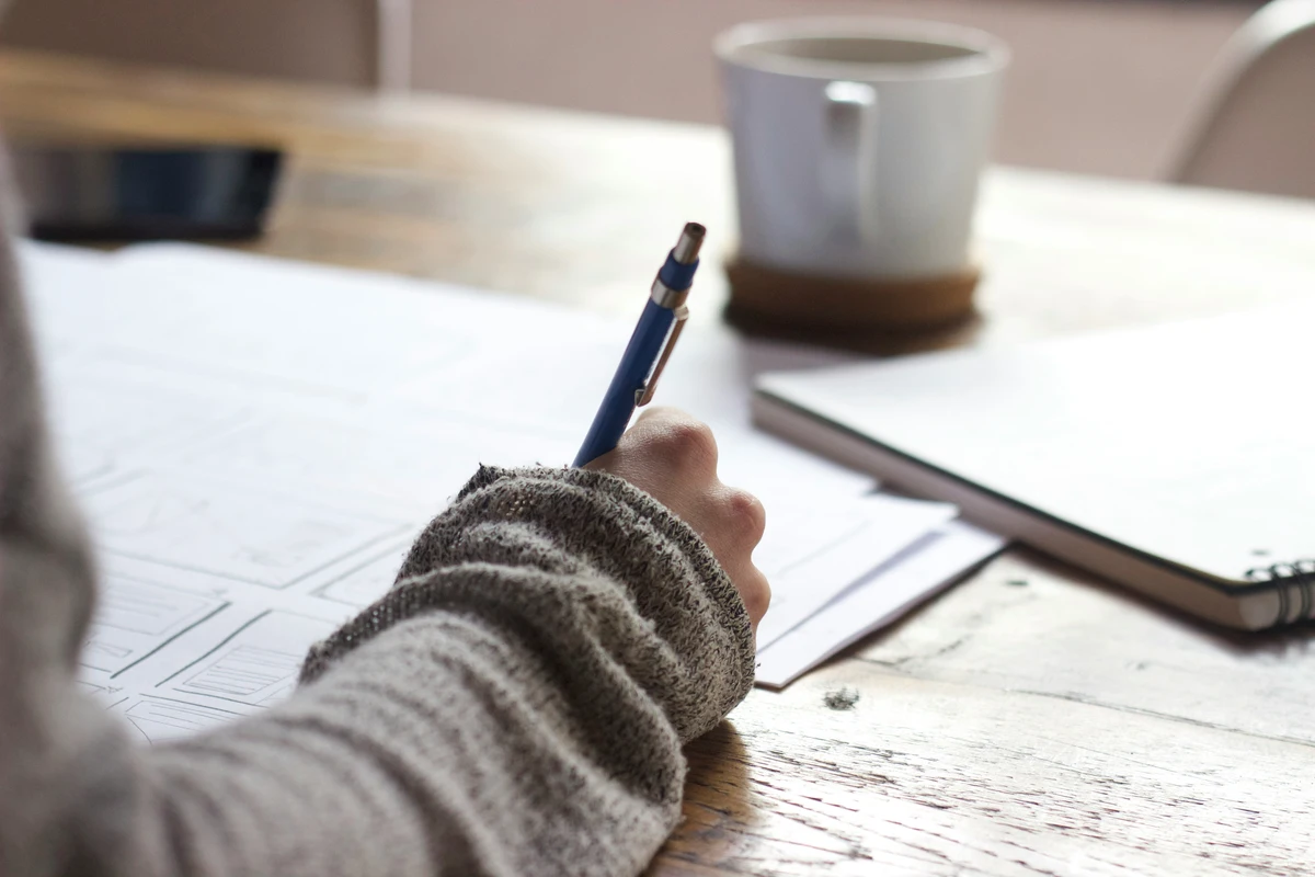 Importancia de un contrato sólido para freelancers